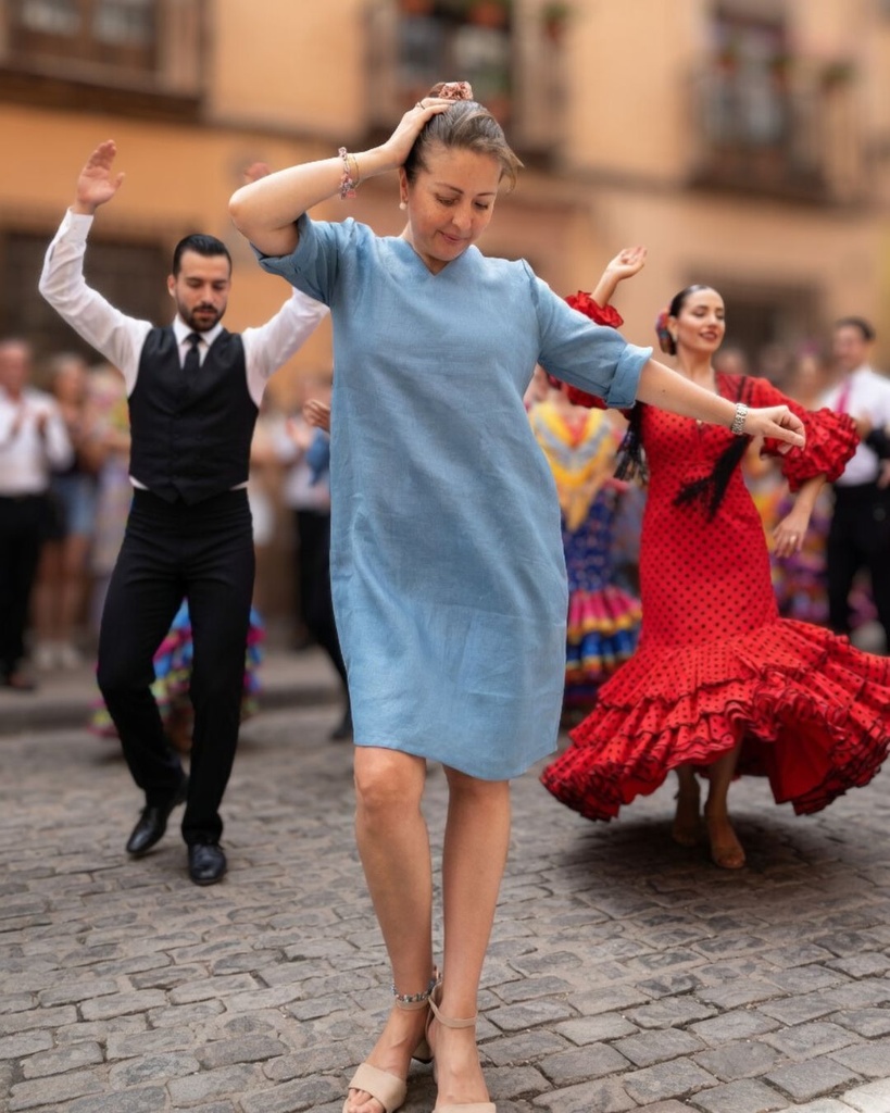 Little linen dress azure blue