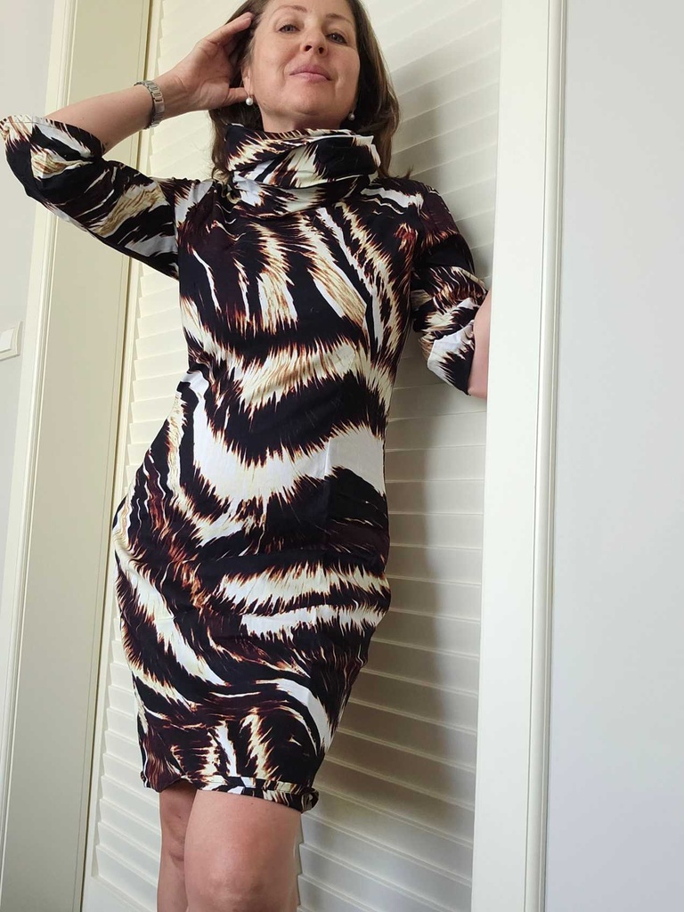 Tiger fitted turtleneck dress