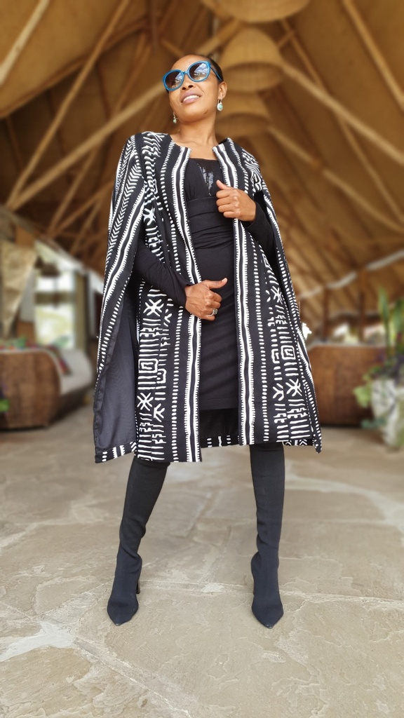 Pelerina - Tribal crno beli