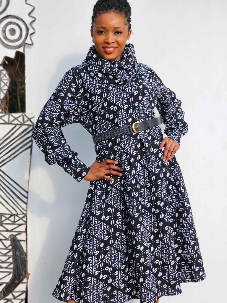 Black and white- Turtleneck