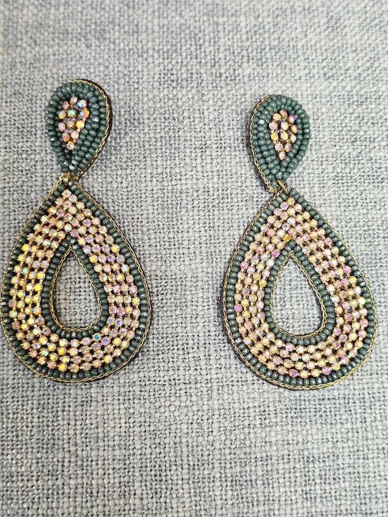 Light emerald zirconia earrings