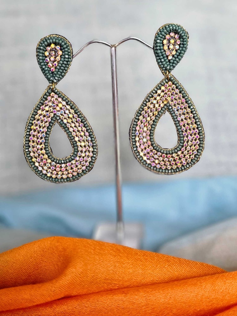 Light emerald zirconia earrings
