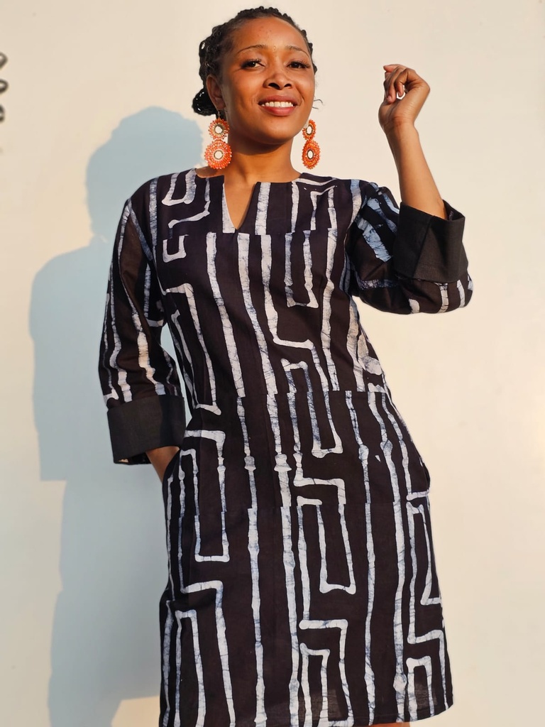 Bella dress in bw batik