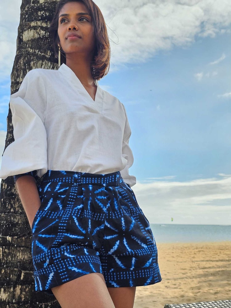 Puff sleeve linen blouse