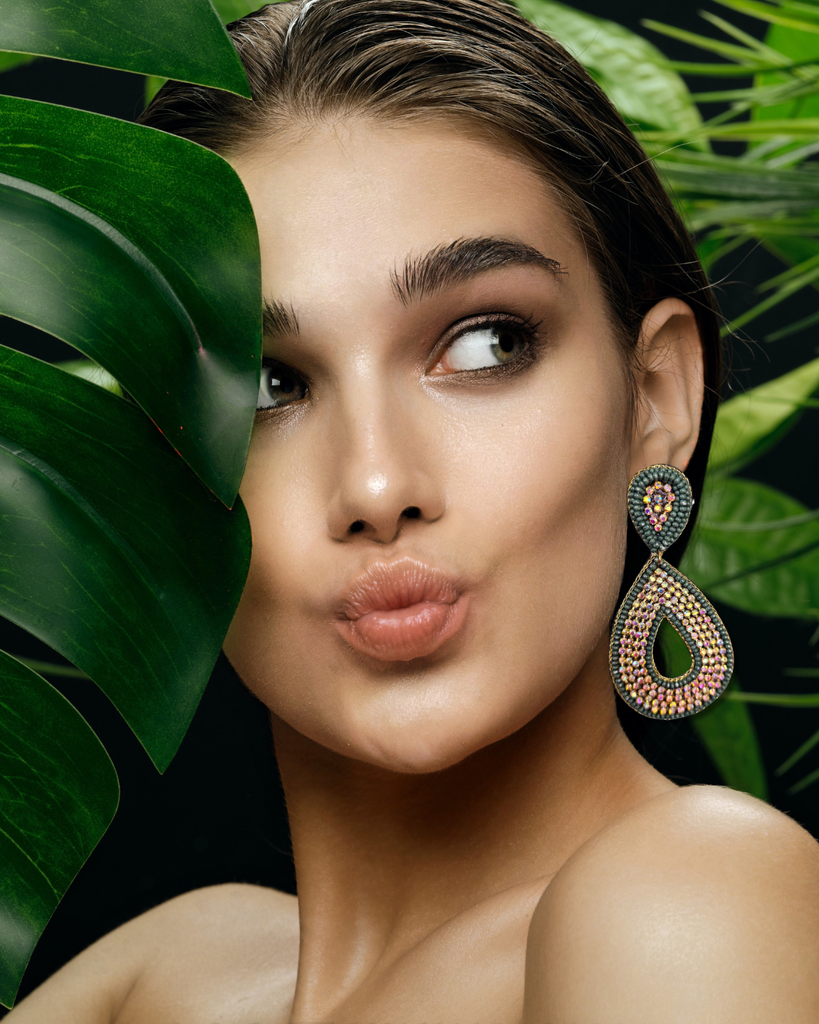 Light emerald zirconia earrings