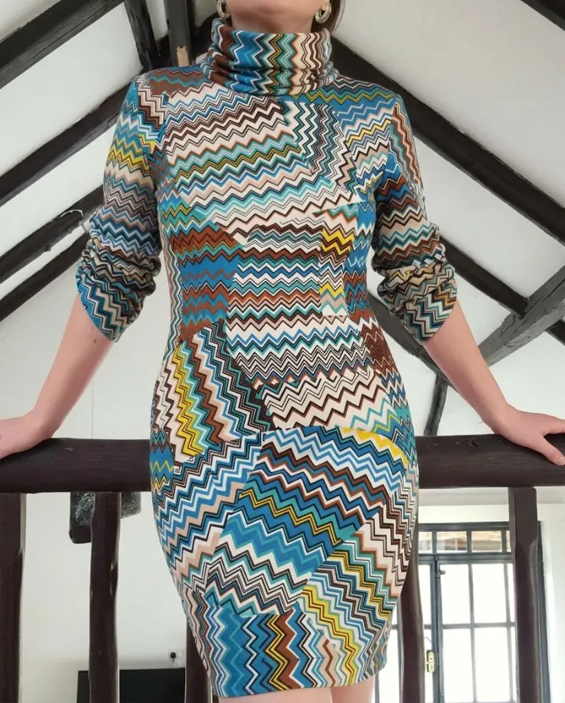 Fitted turtleneck dress blue patchwork